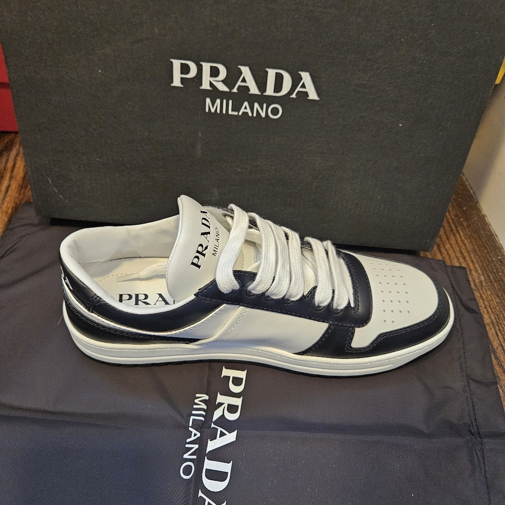 PRADA Women’s ‘Downtown’ Logo Leather Sneakers Black & White Size 38 - Picture 5 of 10